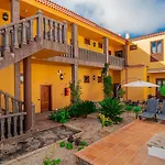 El Tejar & 2*