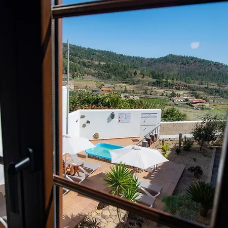 El Tejar & Otel 2*