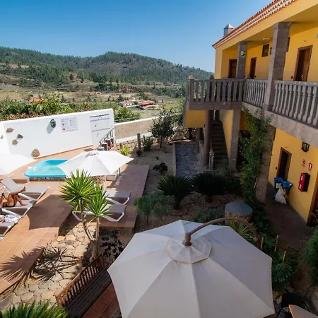 Otel El Tejar & 2*