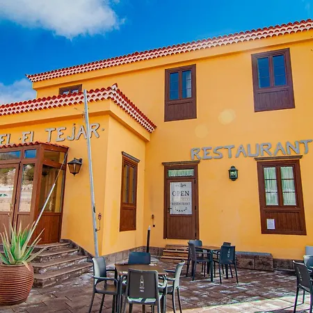 El Tejar & Otel